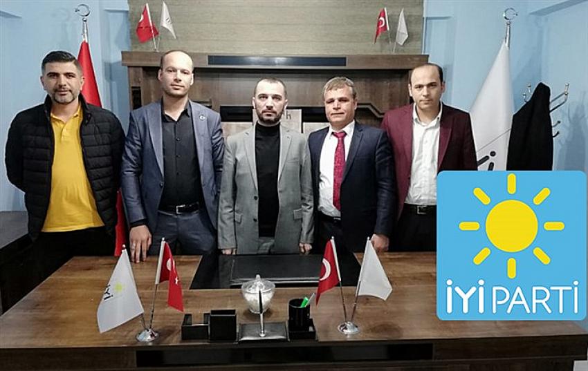 Urfa'da İyi Parti ilçe teşkilatı istifa etti!