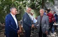 Hilvan Belediye Başkanı Aslan Ali Bayık Vatandaşlarla Bayramlaştı.